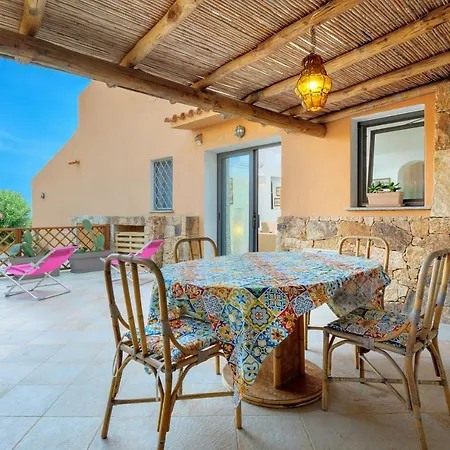 La Casa Nella Roccia * Arzachena